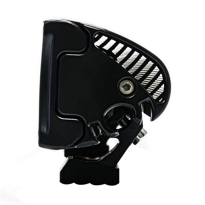 Embout latéral de rampe LED DAKAR 120W détail du capuchon et du support orientable avec vis de serrage
