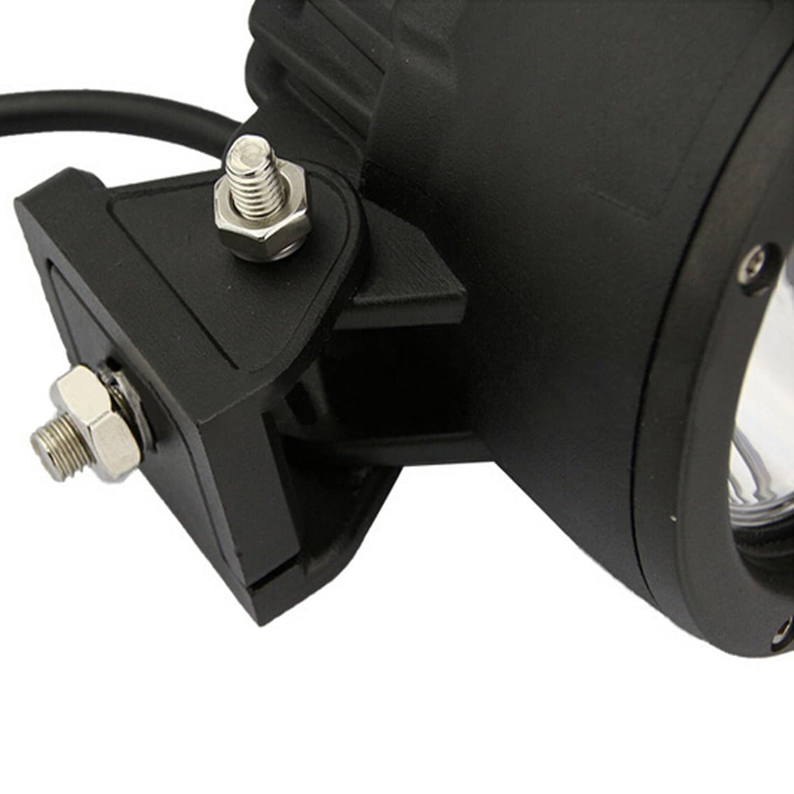 Gros plan sur support de montage réglable et boulon inox du phare LED 25W tout-terrain