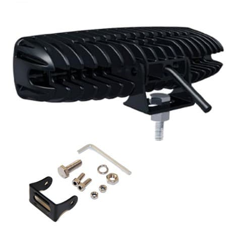 Phare LED 6 leds vue de profil avec support pivotant monté et accessoires de fixation